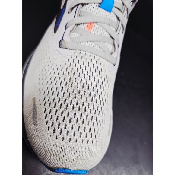 Brooks Men 11.5 Comfy footwear